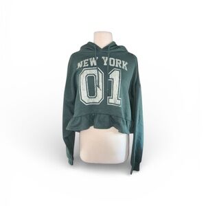 Goodie Two Sleeves Green Cropped Hoodie Feminine Sweatshirt NEW